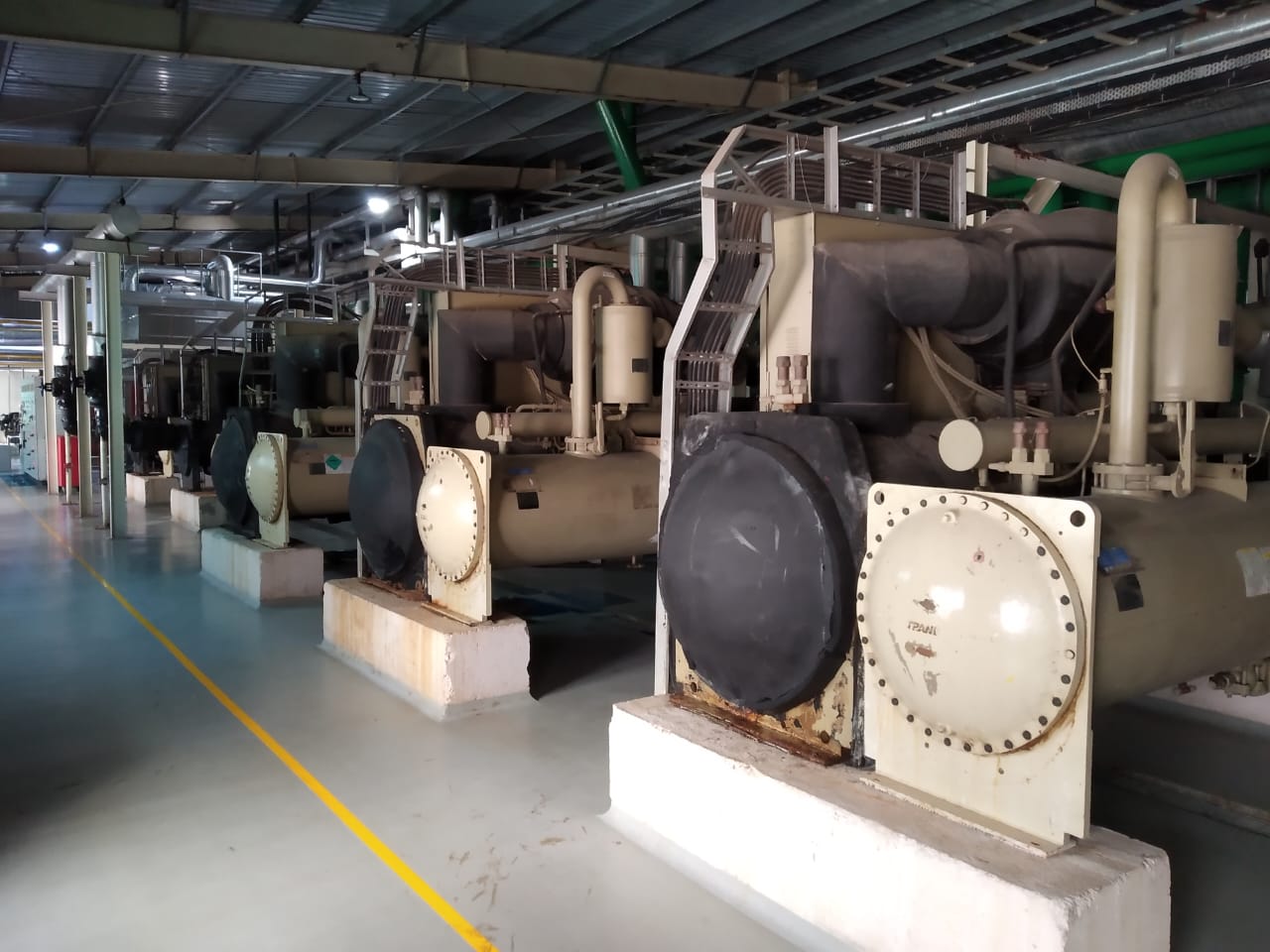 The Hidden Efficiency Killer in HVAC Systems: How Fouling Costs You More Than You Think 3 Automatic Tube Cleaning Systems (ATCS) are a game-changer in HVAC efficiency